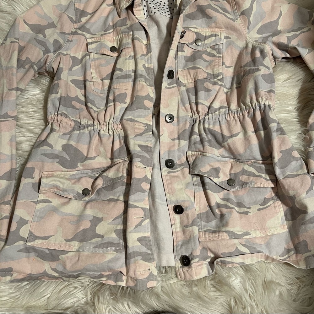 Torrid pink Camo jacket. - Picture 6 of 11